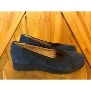 Clarks Artisan "Daelyn Hill" Navy Blue Suede Slip On Loafers  9.5M